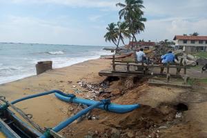 சாய்ந்தமருது கடலரிப்பால் பாதிப்பு ; உரிய அதிகாரிகள் விரைவான நடவடிக்கை எடுக்க கோரிக்கை !